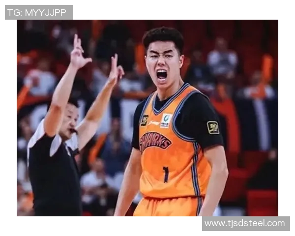 上海全运胜中国香港!李添荣+李弘权轰66分,刘正清回暖,2将打铁